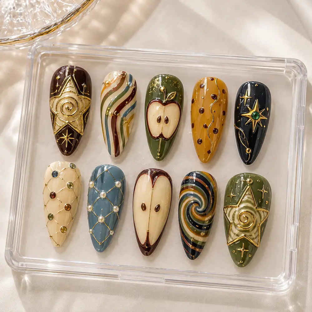 Gilded Apple & Spiral Star 3D Press On Nails — image 2