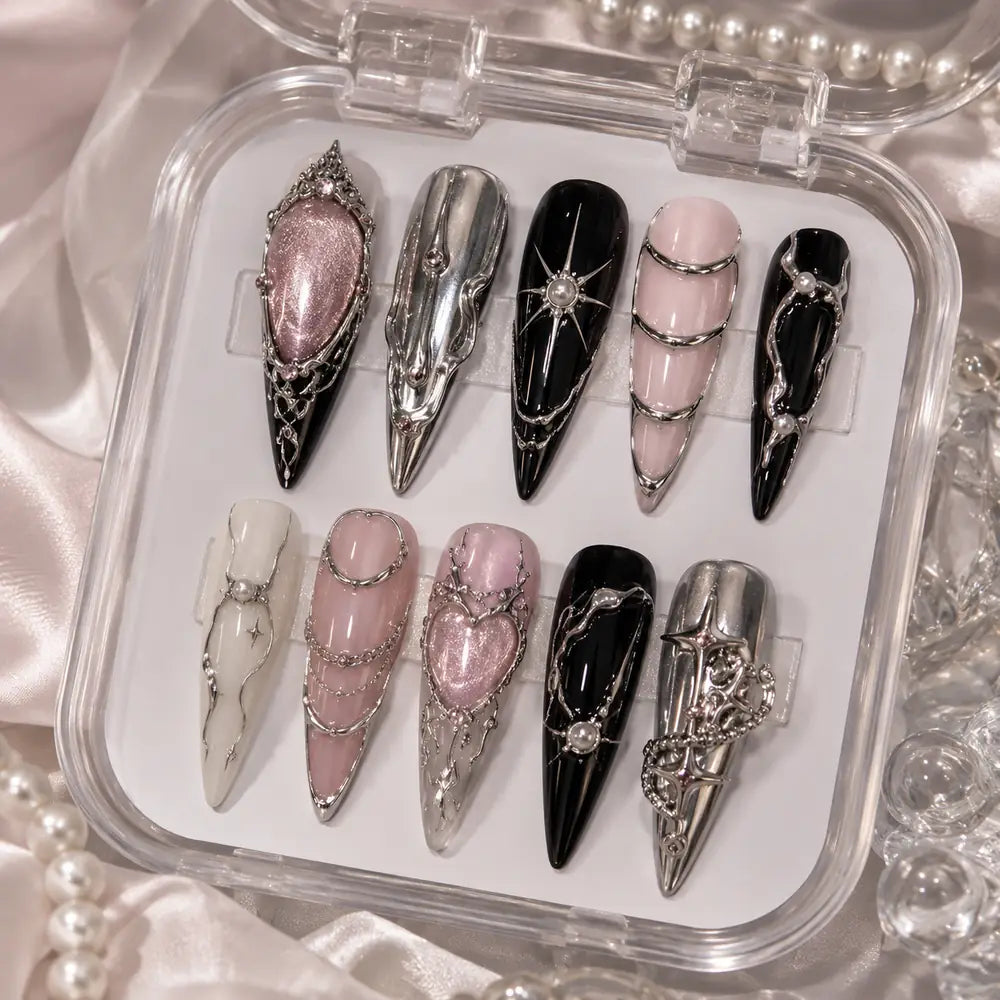 Gothic Heart Relic 3D Chrome Stiletto Press On Nails — image 2