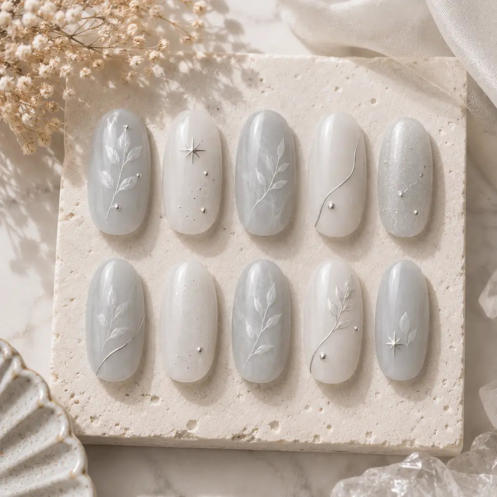 Minimalist Elegant Leaf Chrome Press On Nails